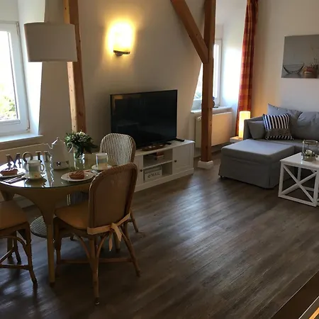 Am Januspark * ג'וסט